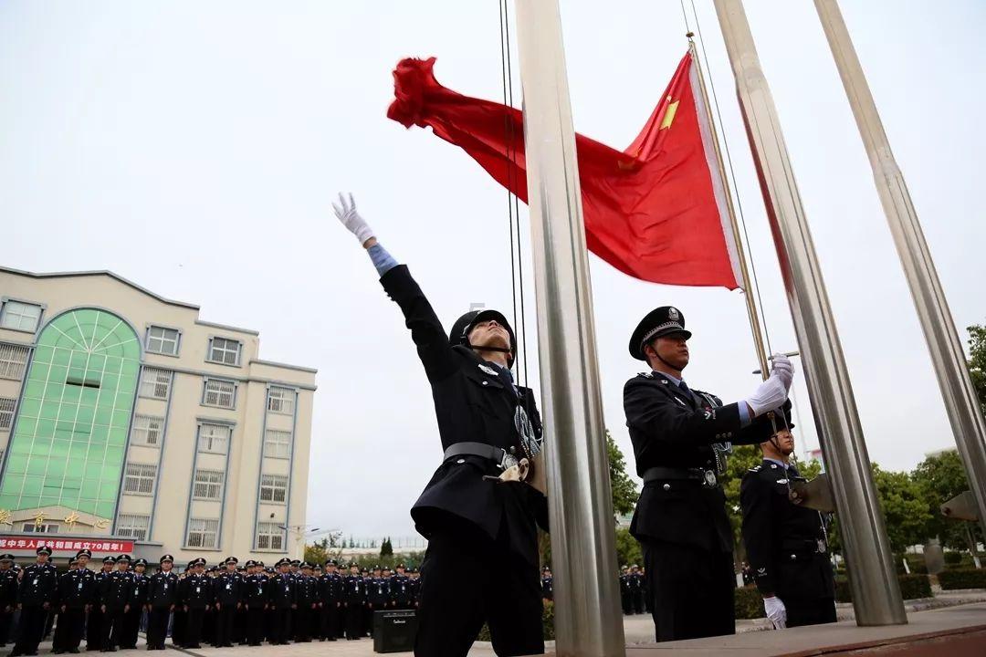 这届年轻人送礼：父母第一，领导最后